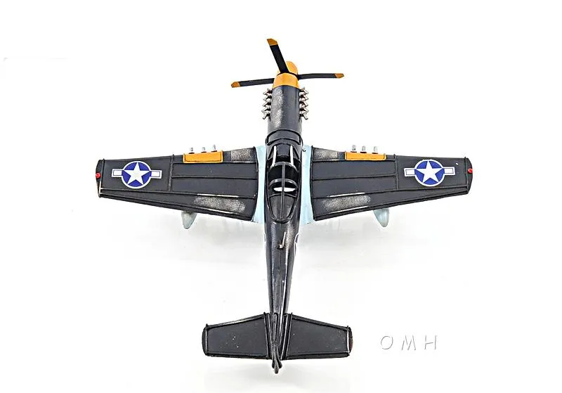 1943 Grey Mustang P51 1:40