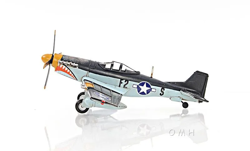 1943 Grey Mustang P51 1:40