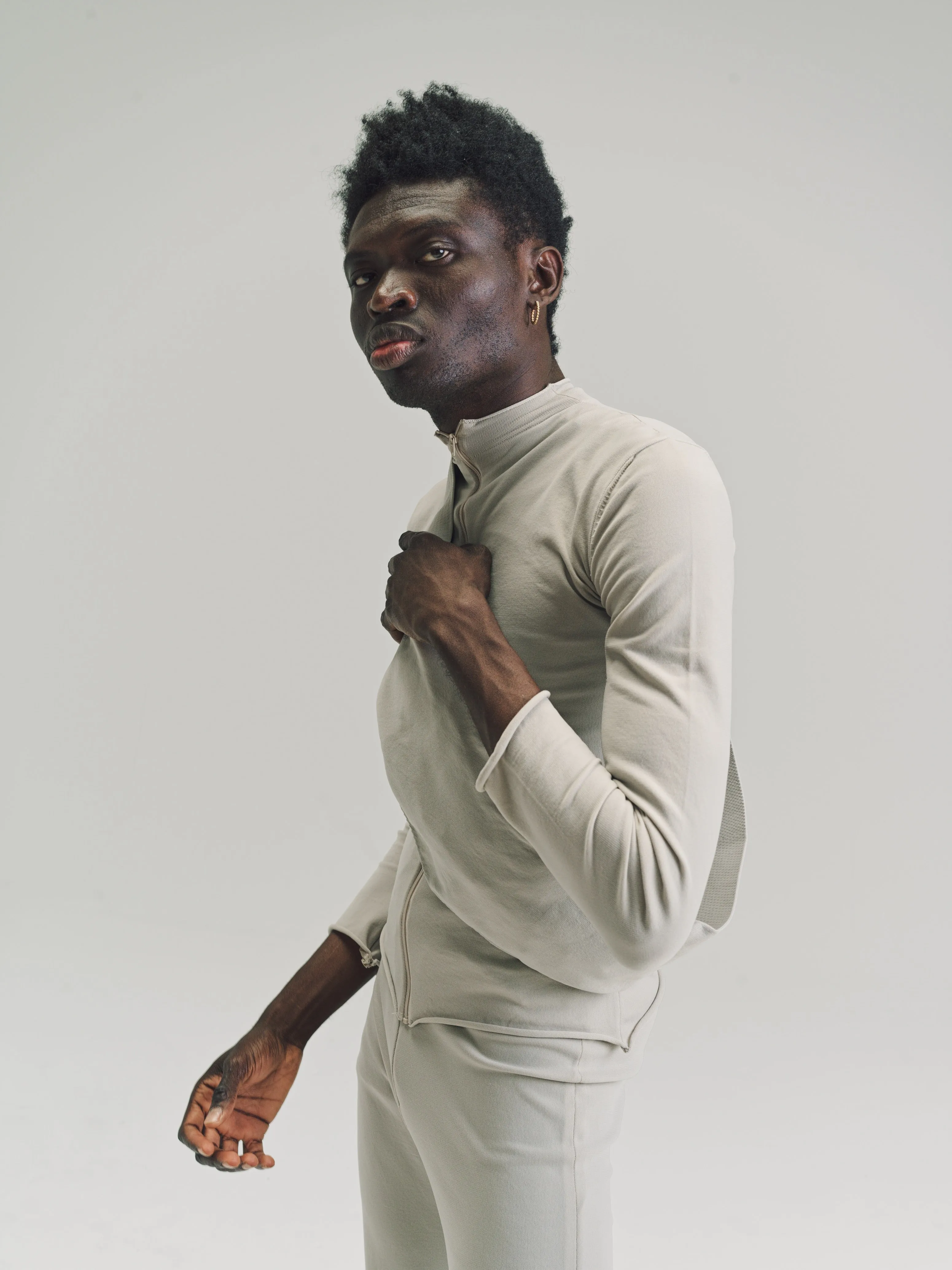 Beige Nylon No.151 Knitted Zipper Jacket