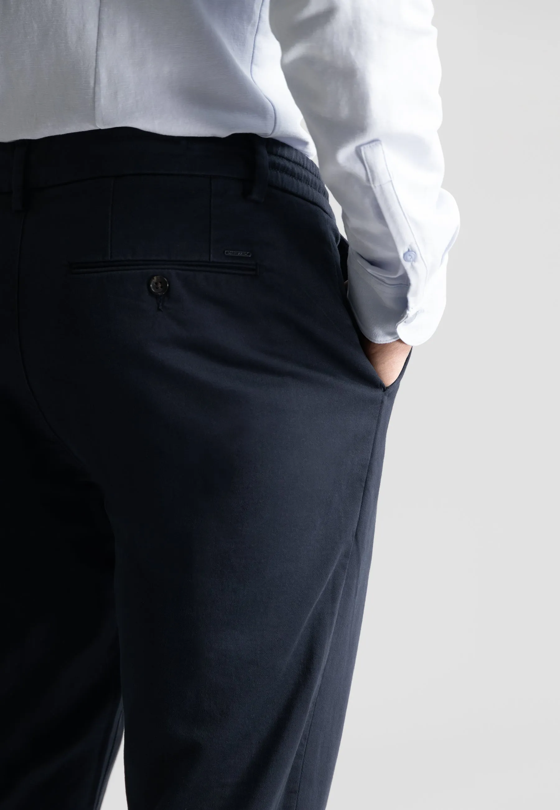Lancaster Twill Knit Chino: Dark Navy