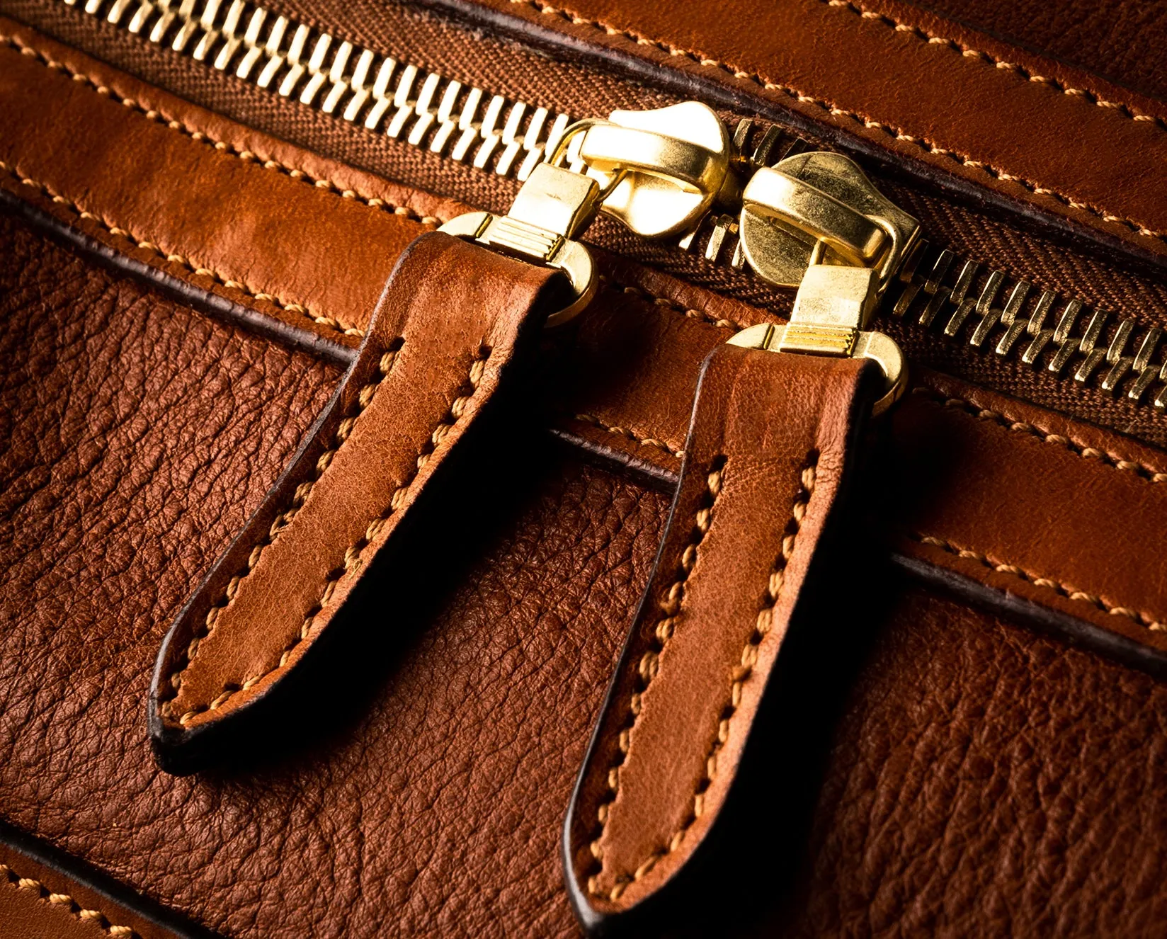 Medium Sutherland Bag in Mid Tan