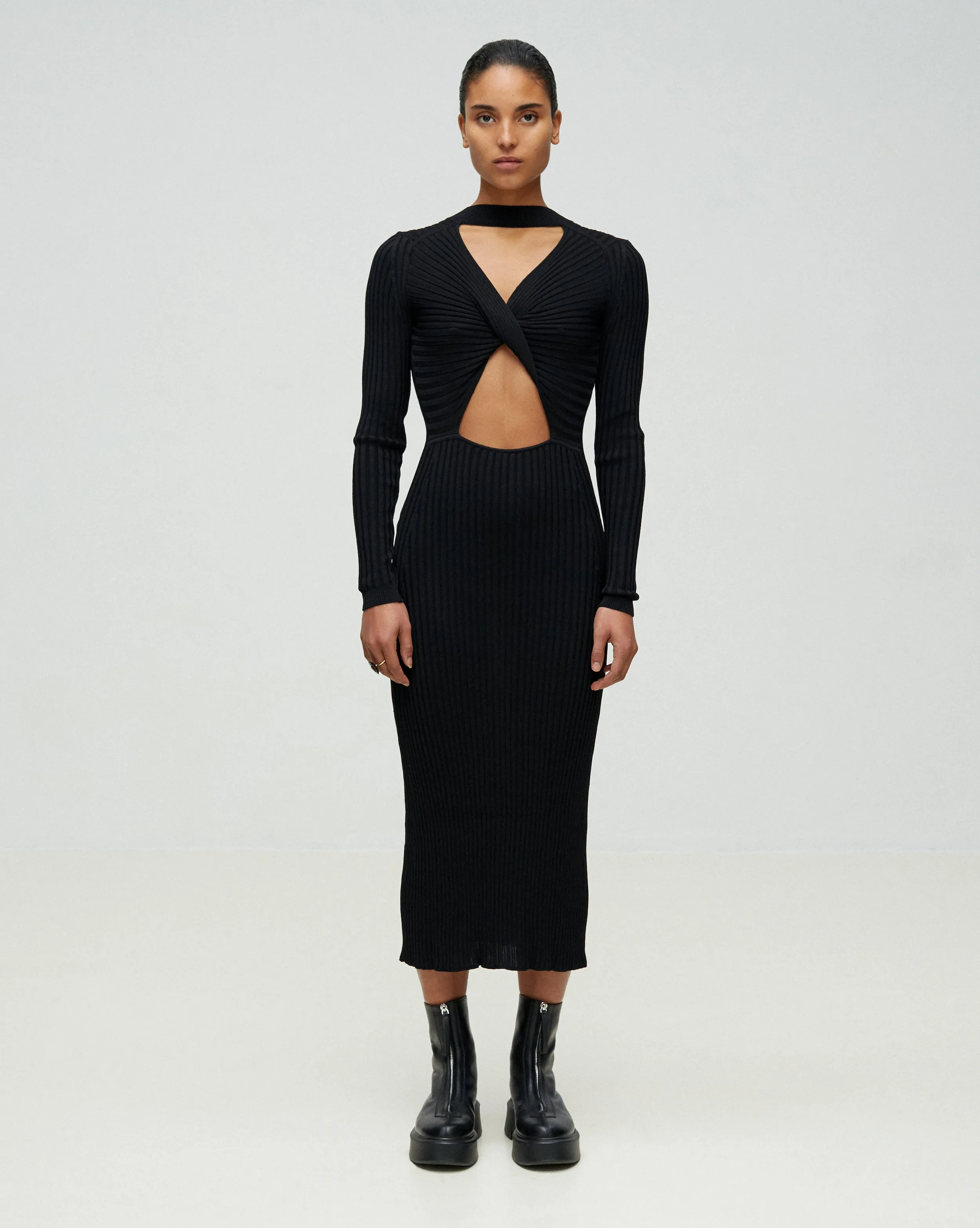 RIB KNIT DRESS WITH OPEN TWISTED BACK
